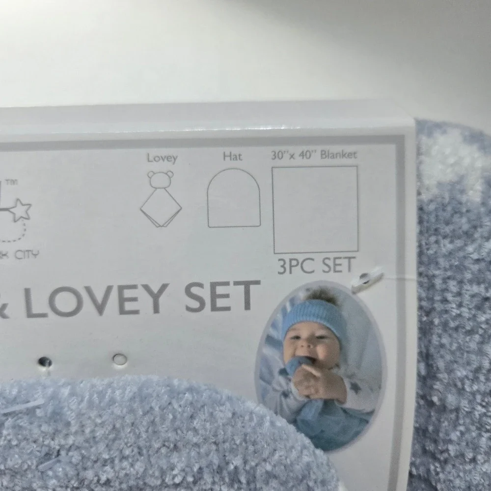 Toby Blanket Hat & Lovey Set Newborn‎ Icy Blue 3PC Stroller Set Clouds Bear Gift